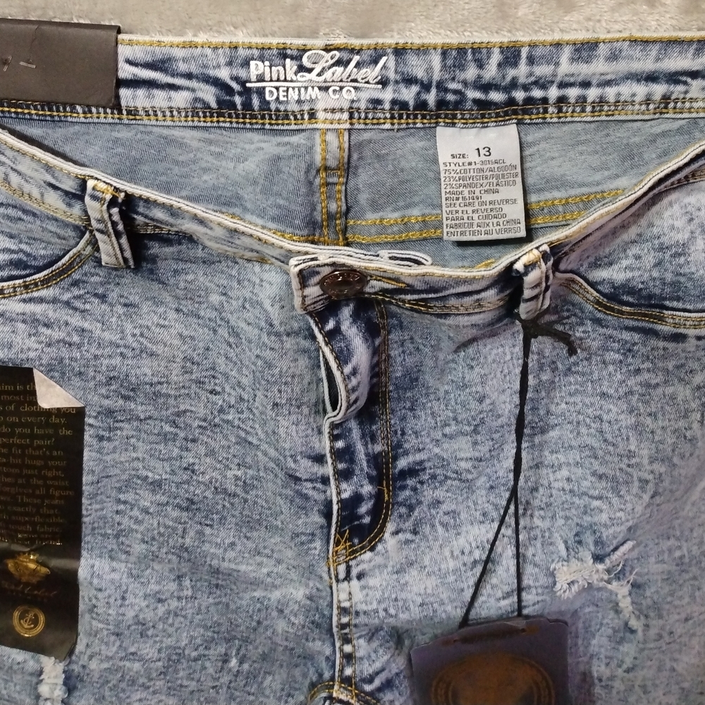 Pink Label - Picture 6 of 6